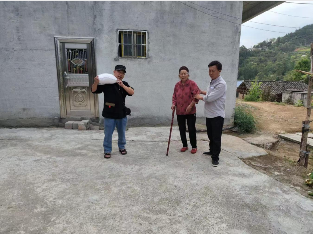 1688355930210580.jpg 1688355930210580.jpg