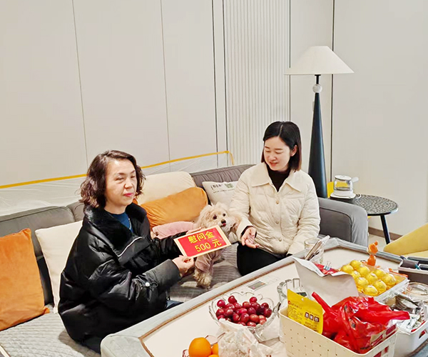心系退休老同志 新春慰问情意浓 心系退休老同志 新春慰问情意浓